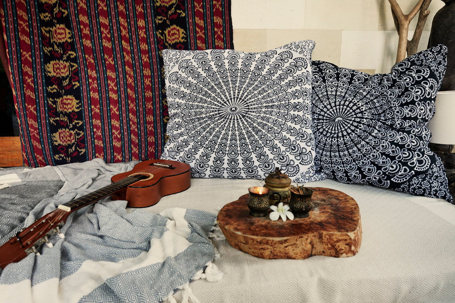 Reversible Pillowcover by WOODYBUNCH