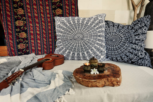 Reversible Pillowcover by WOODYBUNCH