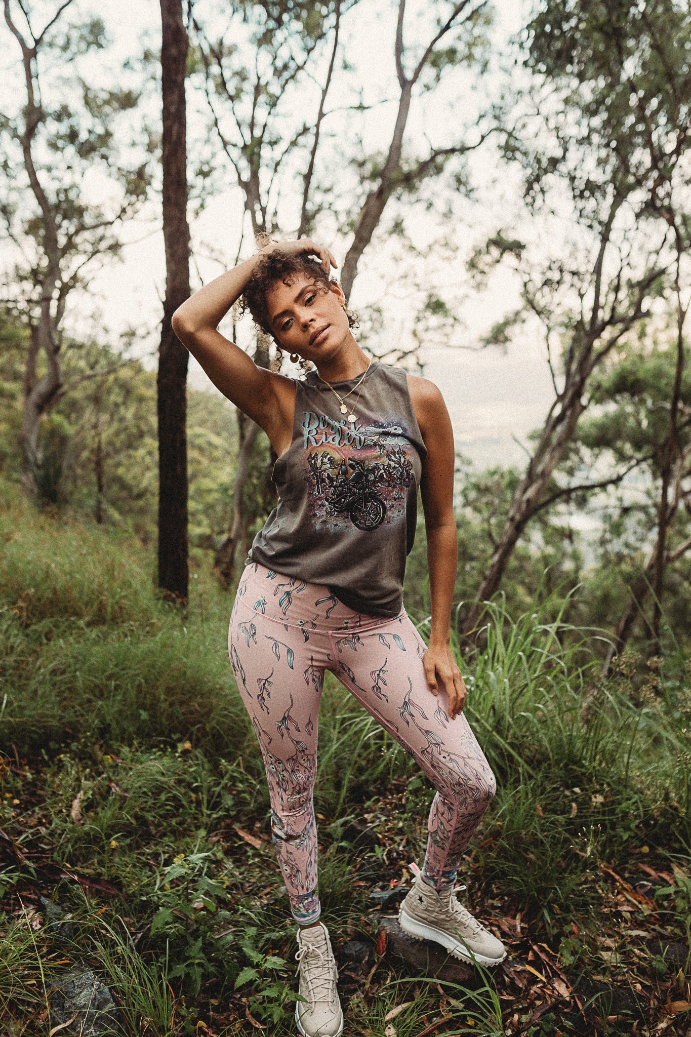 Ladies Leggings Grounded Pink by CHASING RIVERS